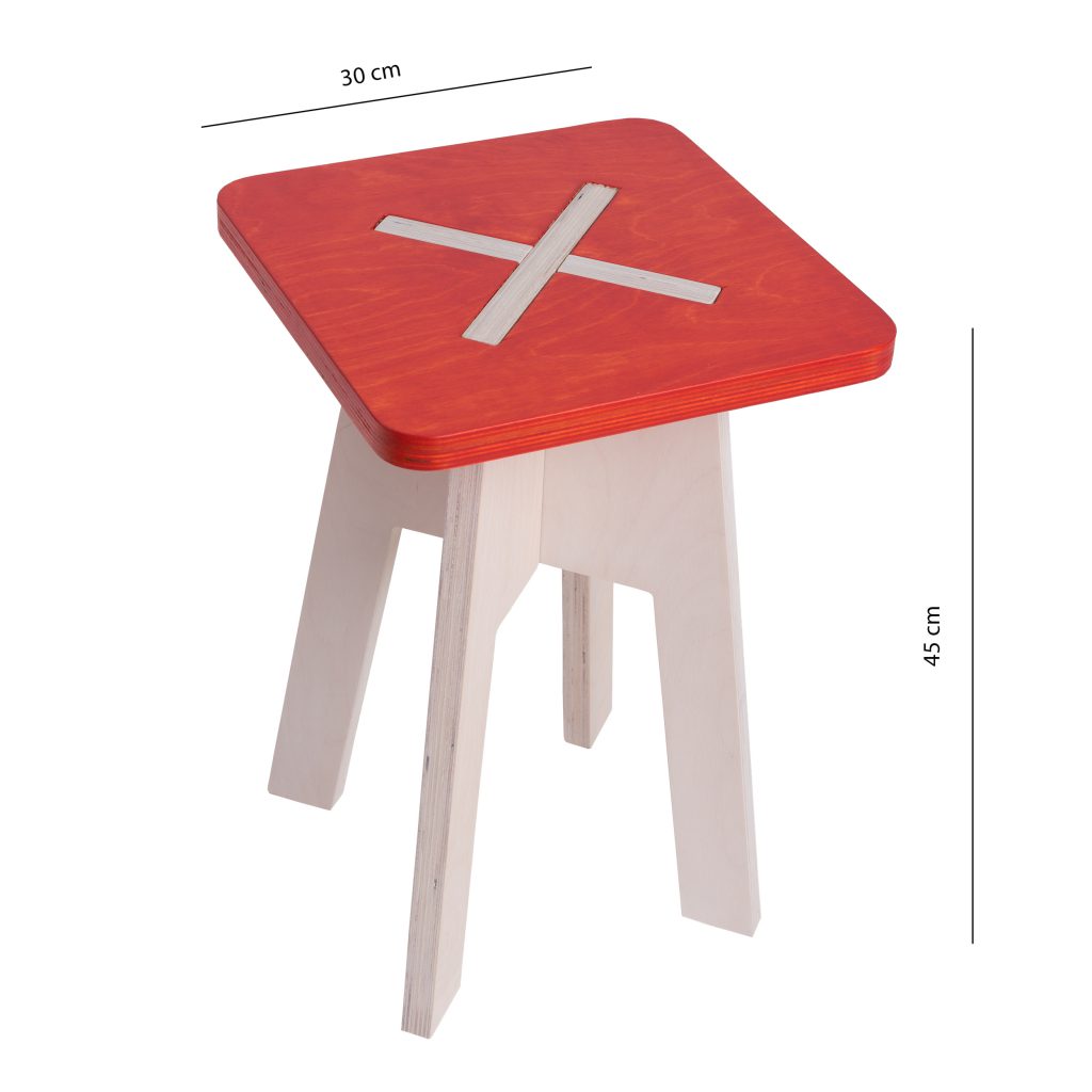 Neliskulmainen tuoli, punainen